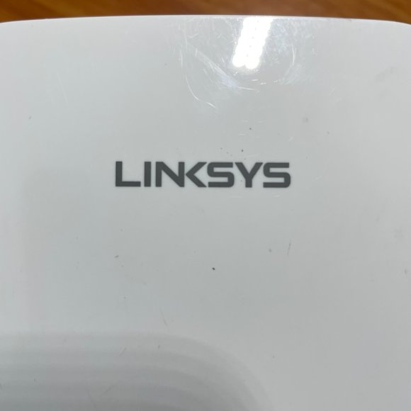 Linksys RE7000 Max Stream AC1900 Repeater Wi-Fi Extender - Picture 2 of 8